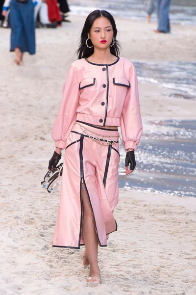 Look 52